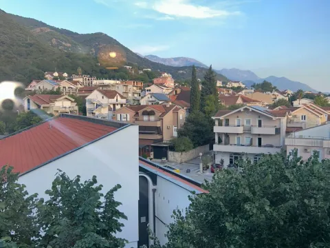 Izdavanje, dvosoban stan, 86m², Seljanovo, Tivat - image 2