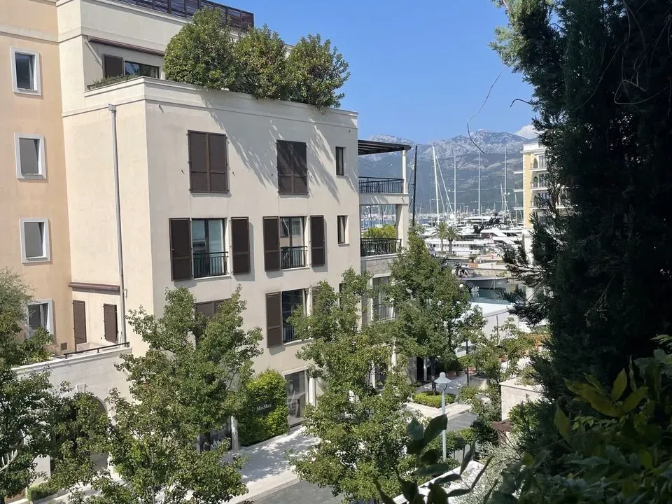 Sale, two bedroom apartment, 115m², Tivat, Crna Gora