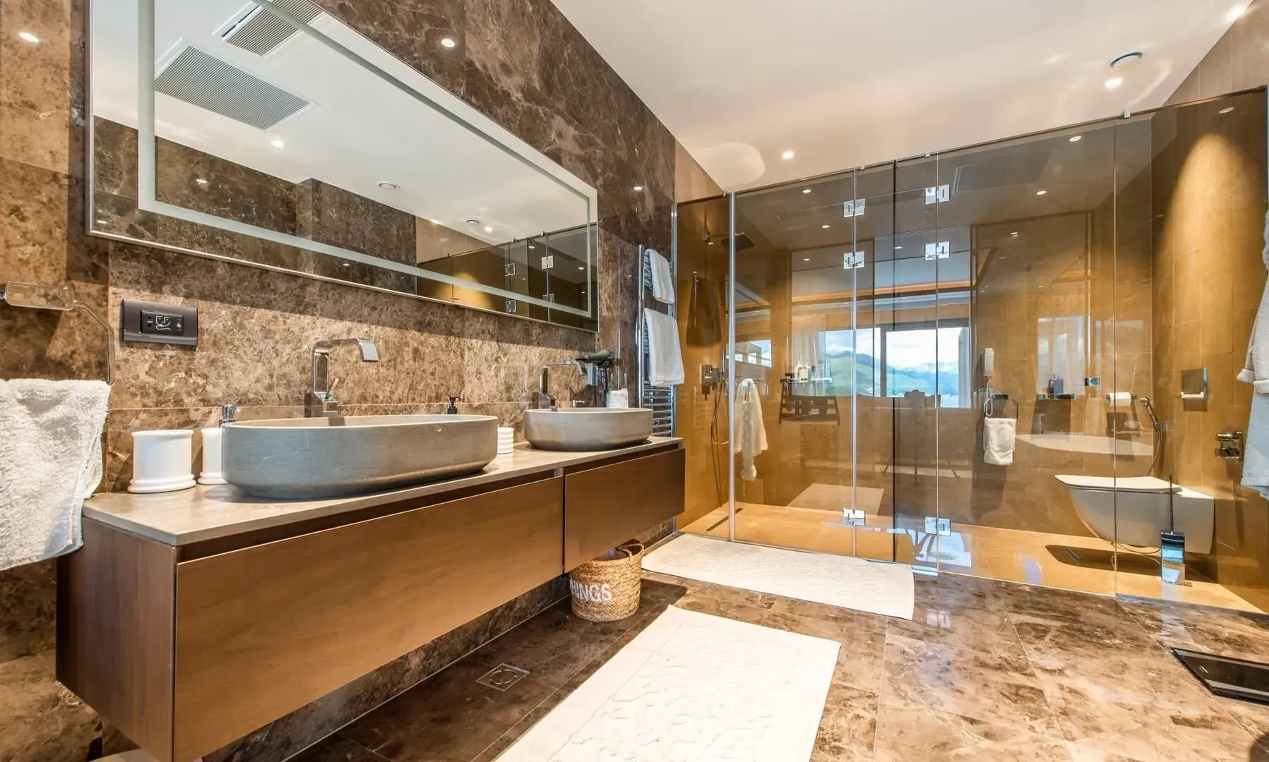 Sale, four bedroom apartment, 500m², Đuraševići, Tivat
