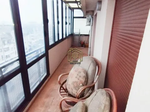 Izdavanje, trosoban stan, 116m², Stari Aerodrom, Podgorica - image 16