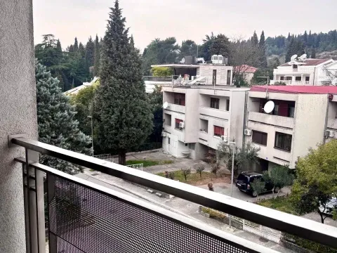 Izdavanje, jednosoban stan, 44m², Preko Morače, Podgorica - image 9