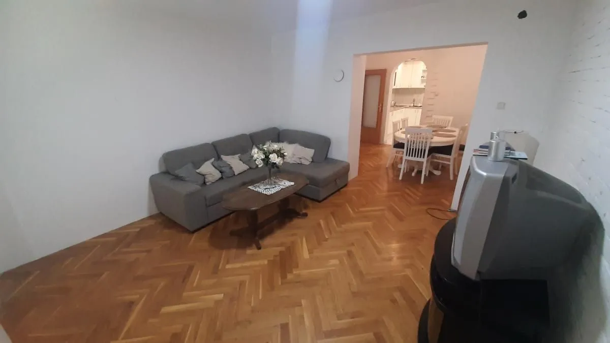 Prodaja, kuća, 200m², Adice, Novi Sad Sve Podlokacije