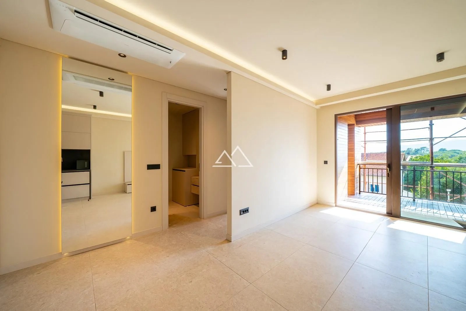 Sale, one bedroom apartment, 53m², Centar, Tivat