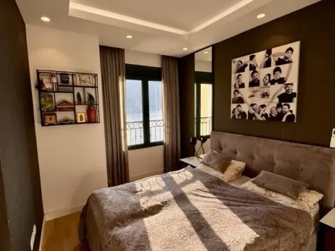 Prodaja, dvosoban stan, 85m², Dobrota, Kotor - image 10