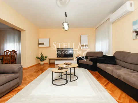 Rent, house, 200m², Gornja Gorica, Podgorica - image 3