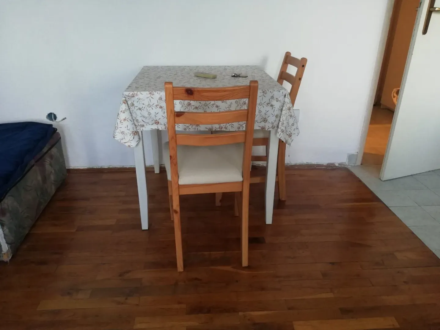 Izdavanje, garsonjera, 26m², Detelinara, Novi Sad Sve Podlokacije
