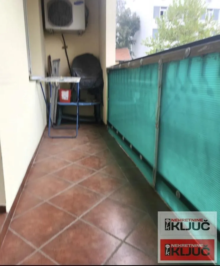 Izdavanje, dvosoban stan, 54m², Grbavica, Novi Sad Sve Podlokacije
