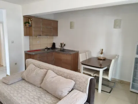 Izdavanje, jednosoban stan, 52m², Budva, Crna Gora - image 7