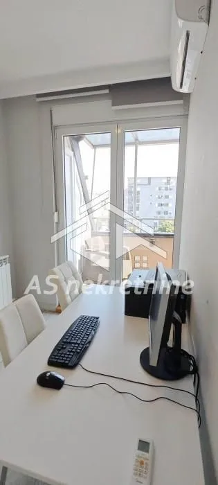 Prodaja, stan, 118m², Đeram Pijaca, Beograd