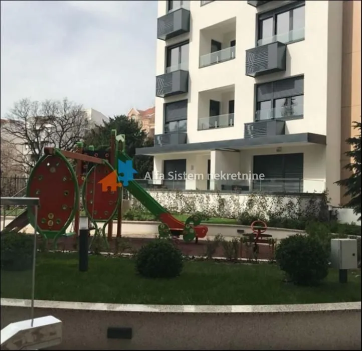 Rent, apartment, 35m², Južni Bulevar, Vračar Sve Podlokacije