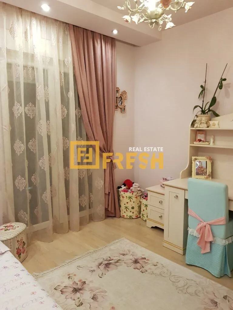 Rent, three bedroom apartment, 100m², City Kvart, Podgorica