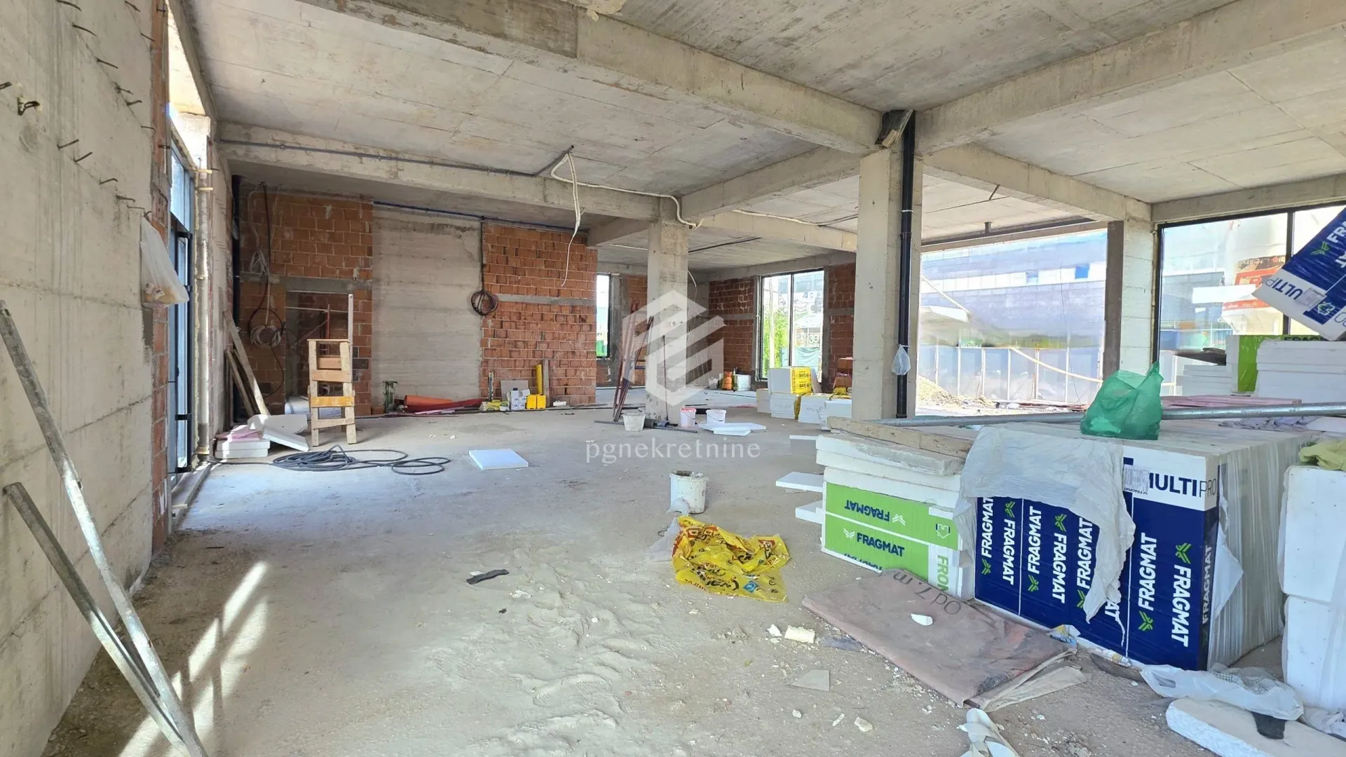 Rent, office space, 1100m², Donja Gorica, Podgorica