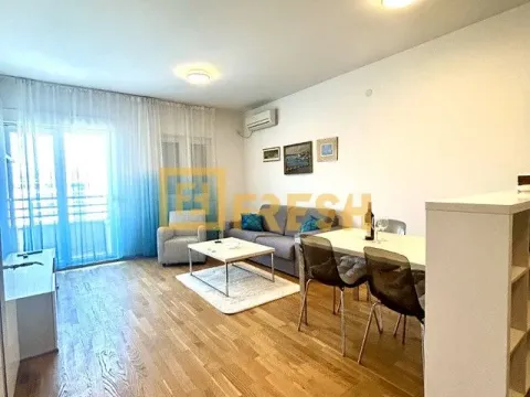 Prodaja, jednosoban stan, 51m², City Kvart, Podgorica - image 6