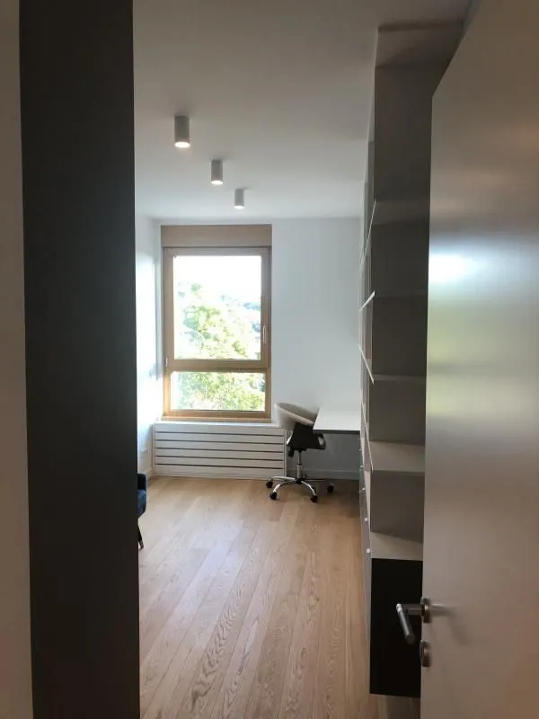 Rent, four bedroom apartment, 118m², Savski Venac, Beograd