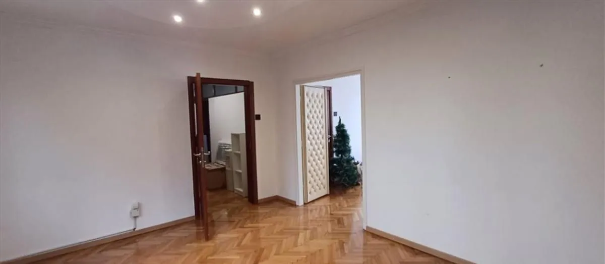 Rent, office space, 154m², Vračar Sve Podlokacije, Beograd