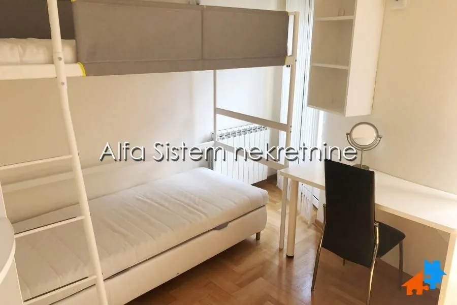 Rent, three bedroom apartment, 110m², Savski Venac, Beograd