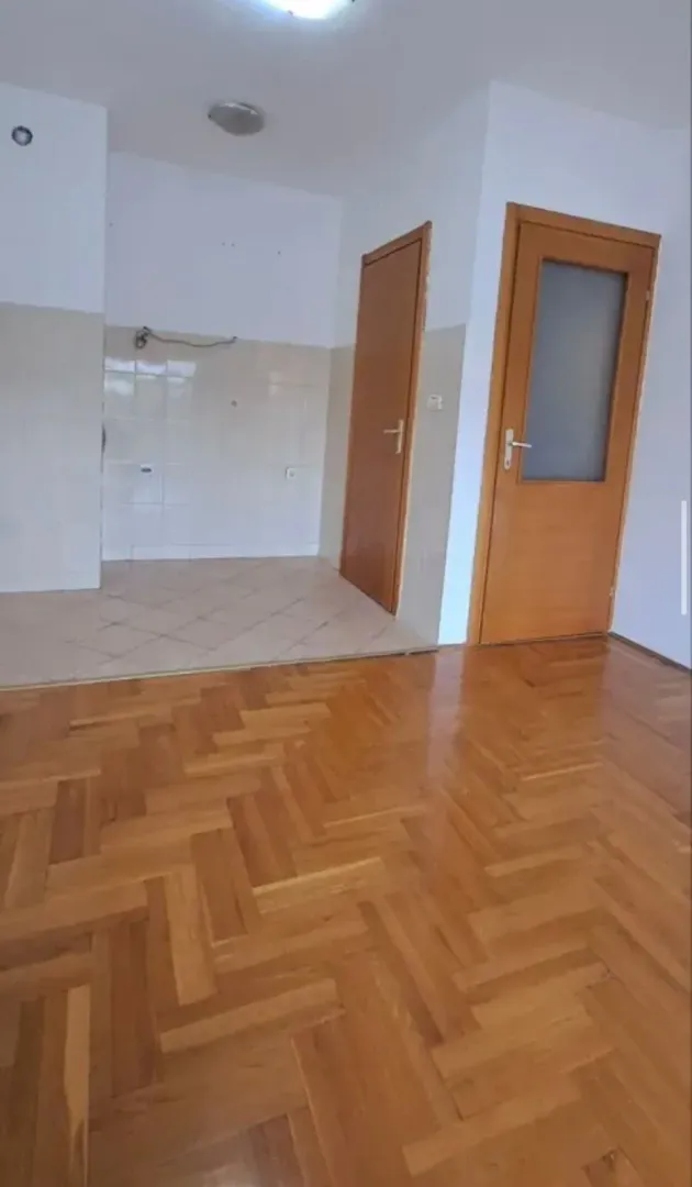 Prodaja, jednosoban stan, 36m², Stari Aerodrom, Podgorica