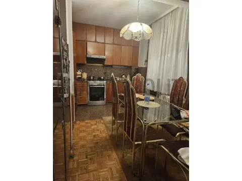 Sale, two bedroom apartment, 58m², Cvetni Trg, Vračar Sve Podlokacije - image 5