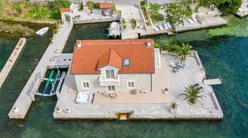 Sale, house, 165m², Ljuta, Kotor