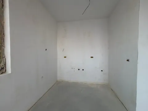 Prodaja, jednosoban stan, 40m², Stari Aerodrom, Podgorica - image 8