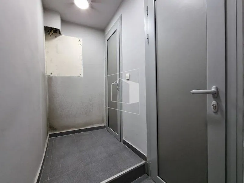 Rent, office space, 221m², Nikšić, Crna Gora