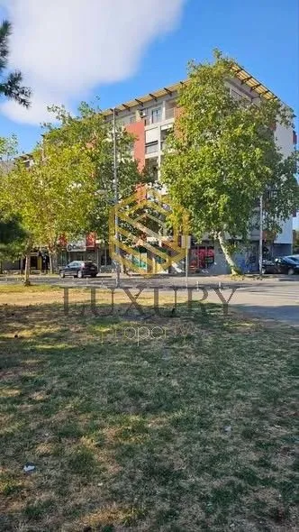 Rent, two bedroom apartment, 70m², Pejton, Podgorica