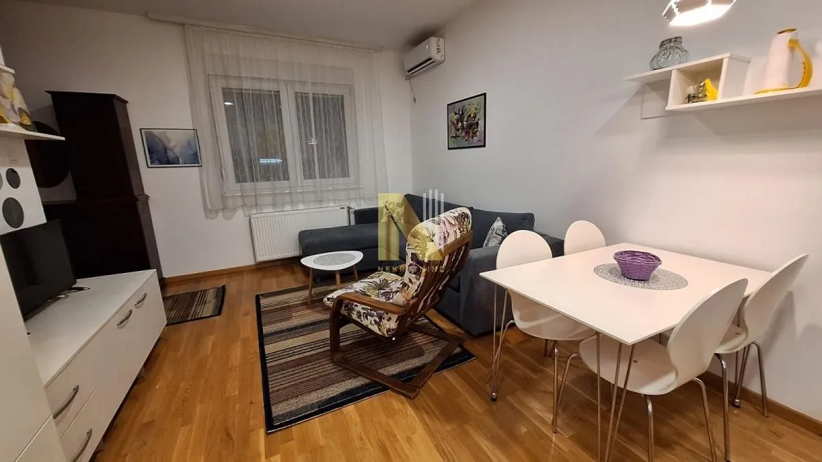 Izdavanje, jednosoban stan, 33m², Grbavica, Novi Sad Sve Podlokacije