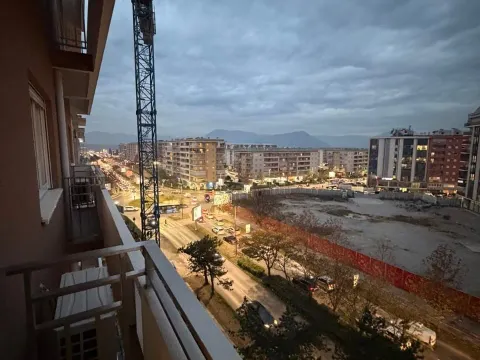 Izdavanje, jednosoban stan, 47m², Central Point, Podgorica - image 2