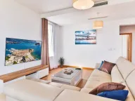 Izdavanje, jednosoban stan, 81m², Bulevar, Budva - image 4