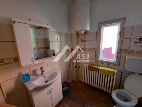 Izdavanje, poslovni prostor, 100m², Novi Sad Sve Podlokacije, Novi Sad - image 7