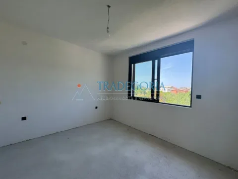 Prodaja, kuća, 235m², Bar, Crna Gora - image 12