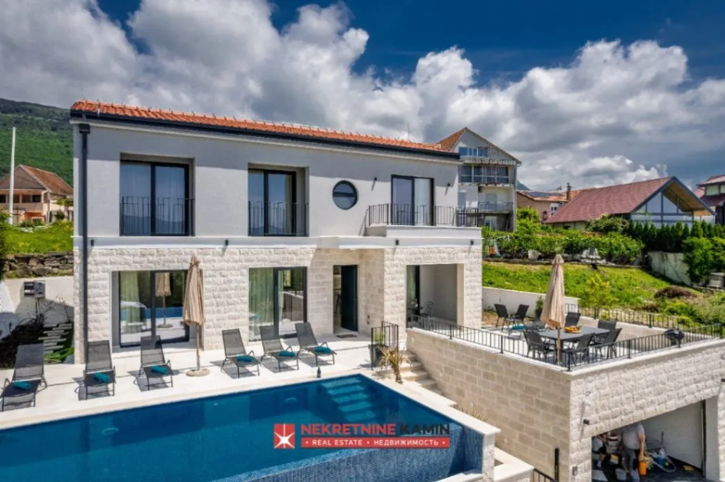 Prodaja, kuća, 250m², Tivat, Crna Gora