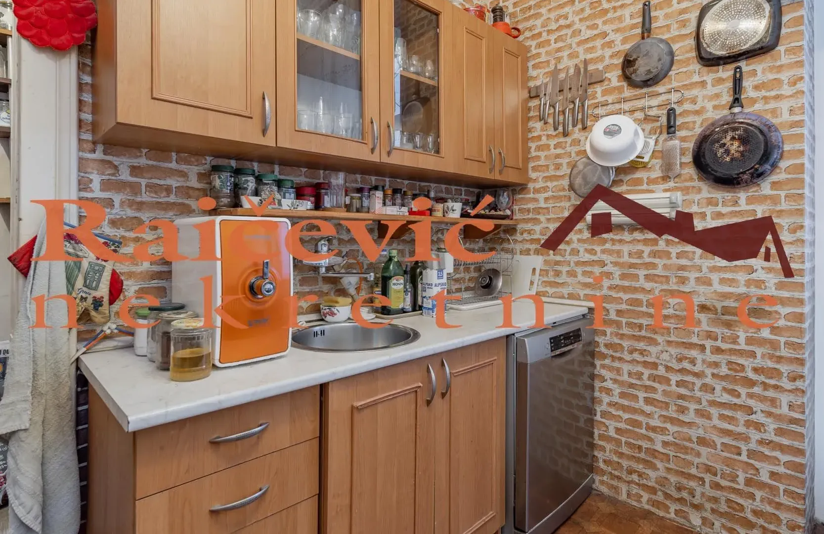 Prodaja, trosoban stan, 83m², Stari Grad, Beograd