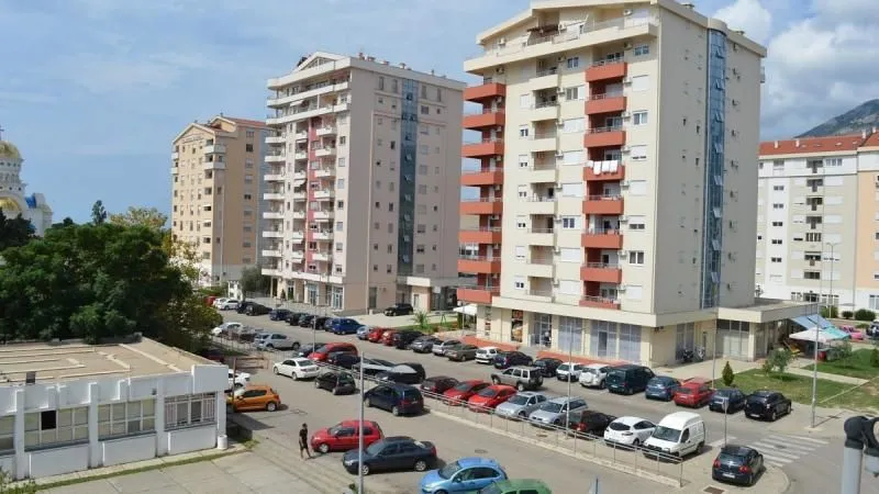 Sale, three bedroom apartment, 106m², Bar, Crna Gora