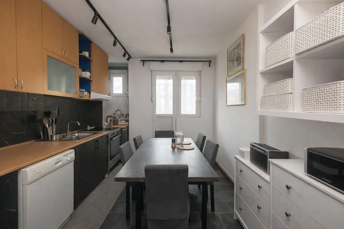 Prodaja, dvosoban stan, 62m², Karaburma, Palilula Sve Podlokacije