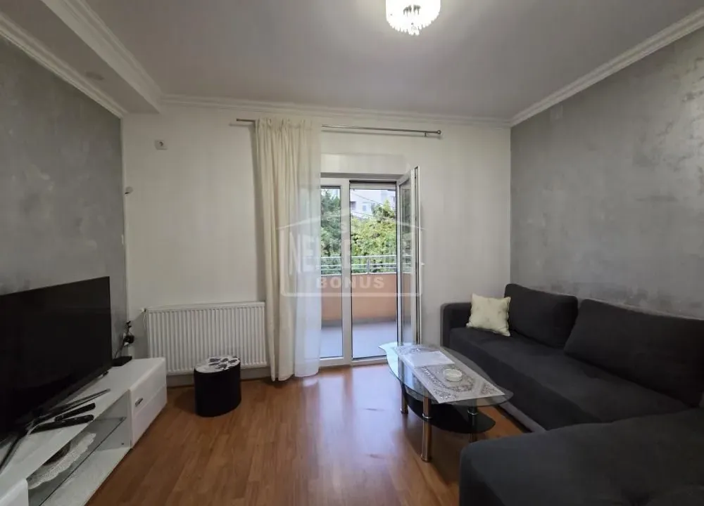 Prodaja, dvosoban stan, 52m², Centar, Subotica