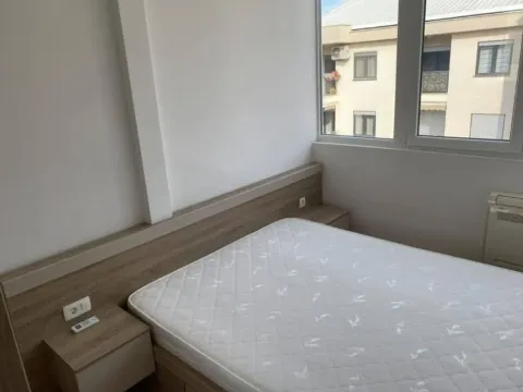 Izdavanje, dvosoban stan, 75m², Stara Varoš, Podgorica - image 7