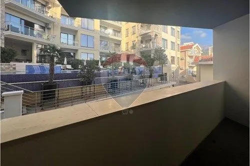 Prodaja, jednosoban stan, 53m², Bečići, Budva