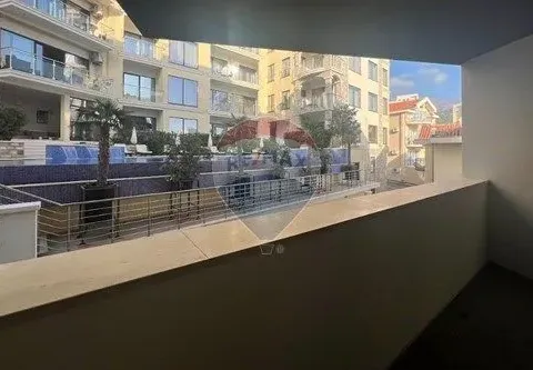 Prodaja, jednosoban stan, 53m², Bečići, Budva - image 1