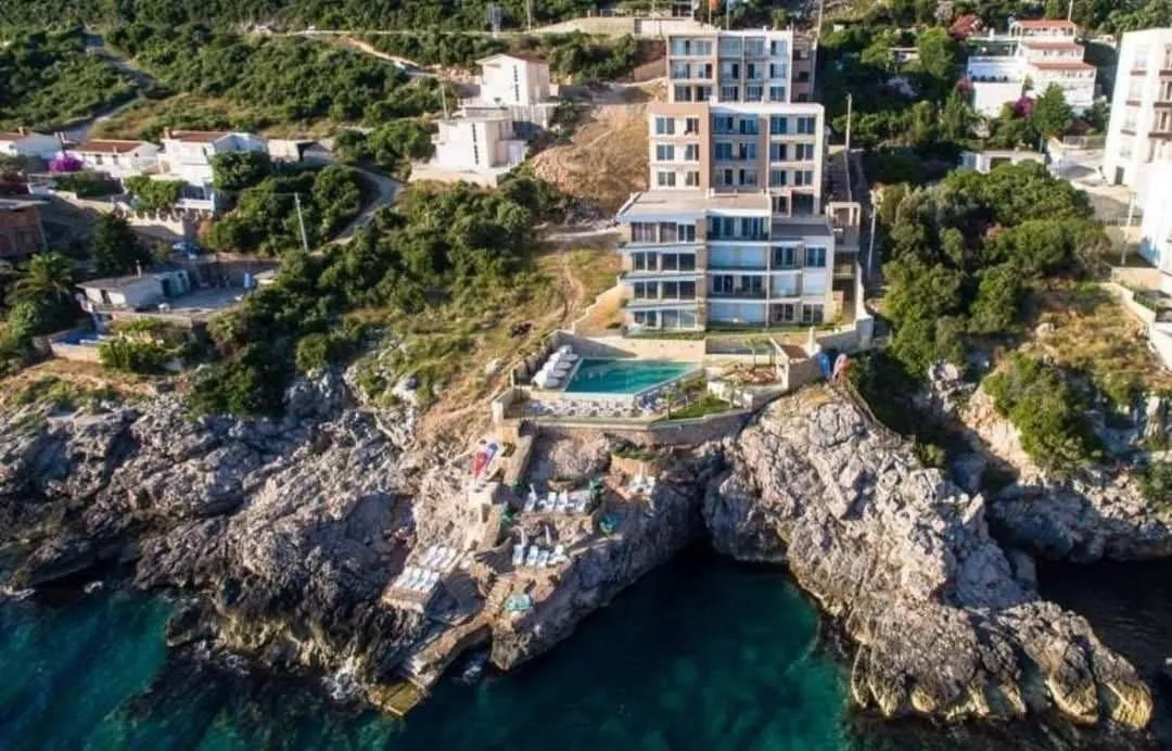 Sale, two bedroom apartment, 83m², Dobra Voda, Budva