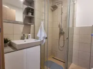 Izdavanje, garsonjera, 30m², Budva, Crna Gora - image 5