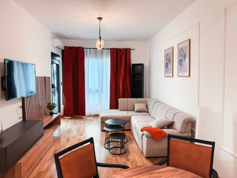 Izdavanje, jednosoban stan, 45m², Donja Gorica, Podgorica - image 1