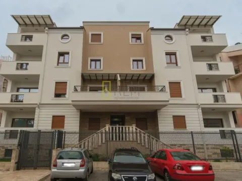 Prodaja, trosoban stan, 142m², Gorica C, Podgorica - image 2