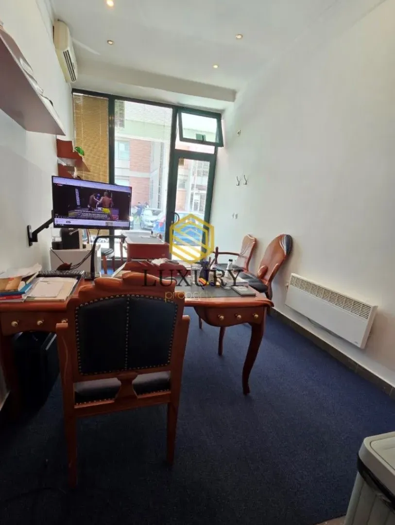 Rent, office space, 20m², Preko Morače, Podgorica