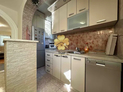 Izdavanje, jednosoban stan, 60m², Gorica C, Podgorica - image 5