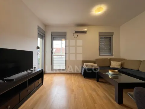 Stan in Nova Dalmatinska
