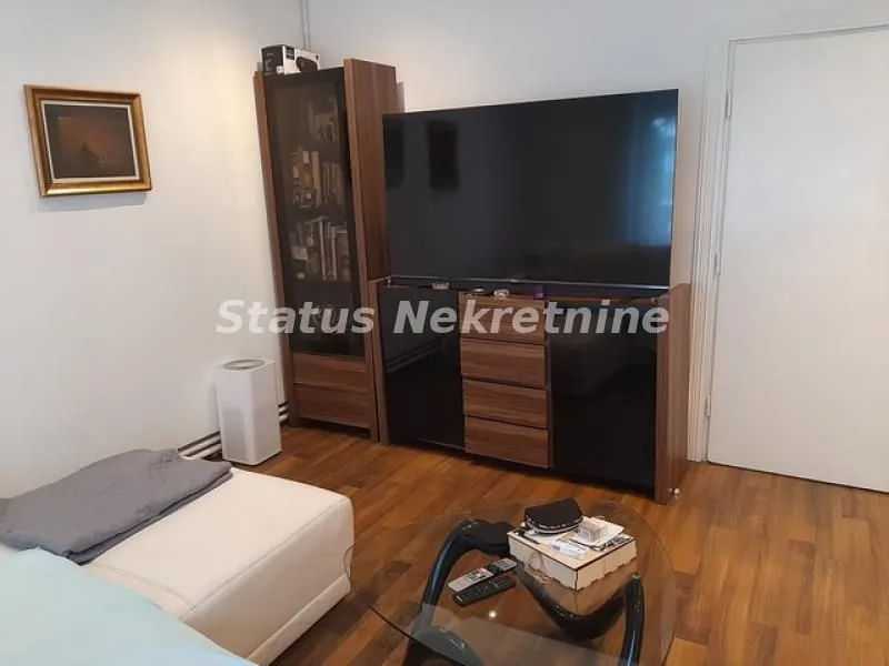 Prodaja, kuća, 157m², Salajka, Novi Sad Sve Podlokacije