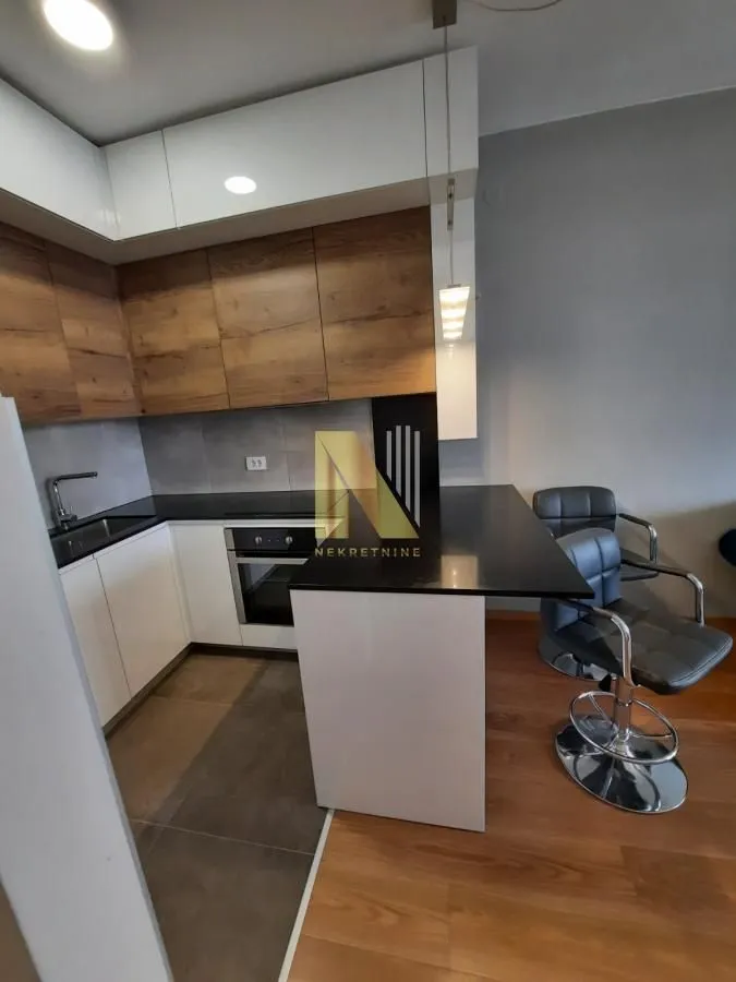 Sale, two bedroom apartment, 56m², Centar, Novi Sad