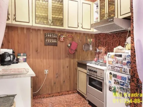 Prodaja, kuća, 170m², Zemun Centar, Zemun Sve Podlokacije - image 10