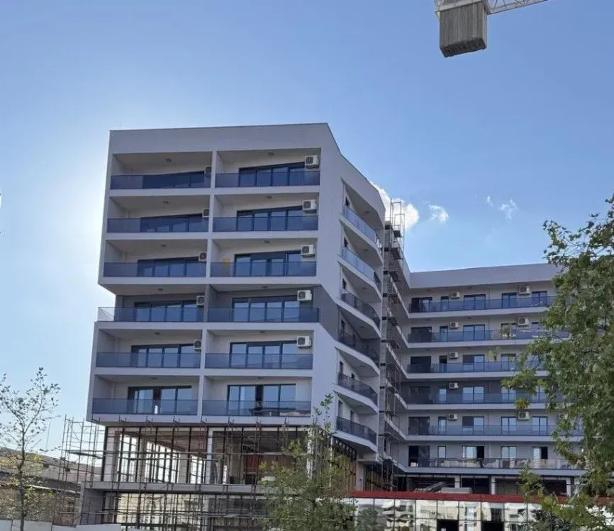 Prodaja, dvosoban stan, 80m², Pobrežje, Podgorica